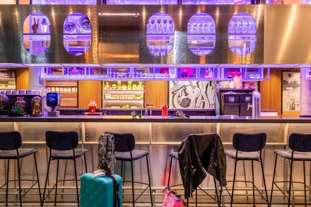 فندق Moxy Berlin Airport شونيفيلد